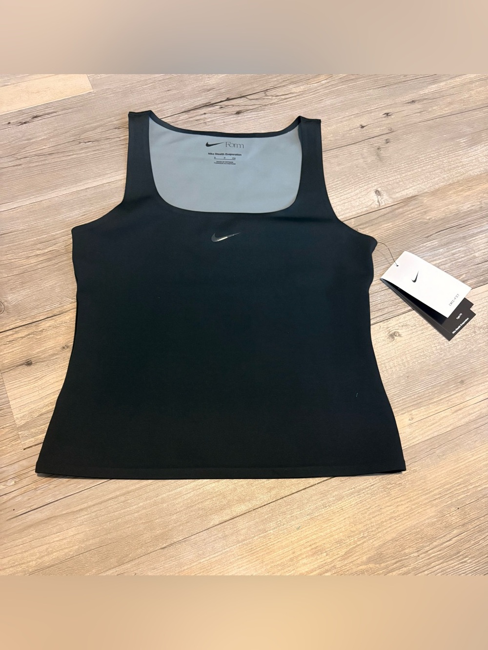 Nike Form stealth evaporation DriFit tank top tight fit small new with tags
